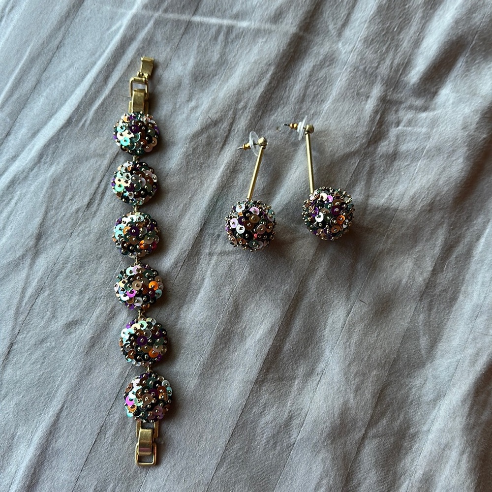 Stella and Dot Bracelet and earrings